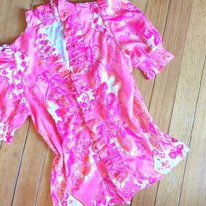 NWOT 💖Fun Summer Blouse with Ruffles and Color!💖